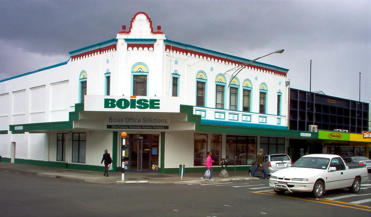 Discover Brno's Best Local Fashion Boutiques in 2025