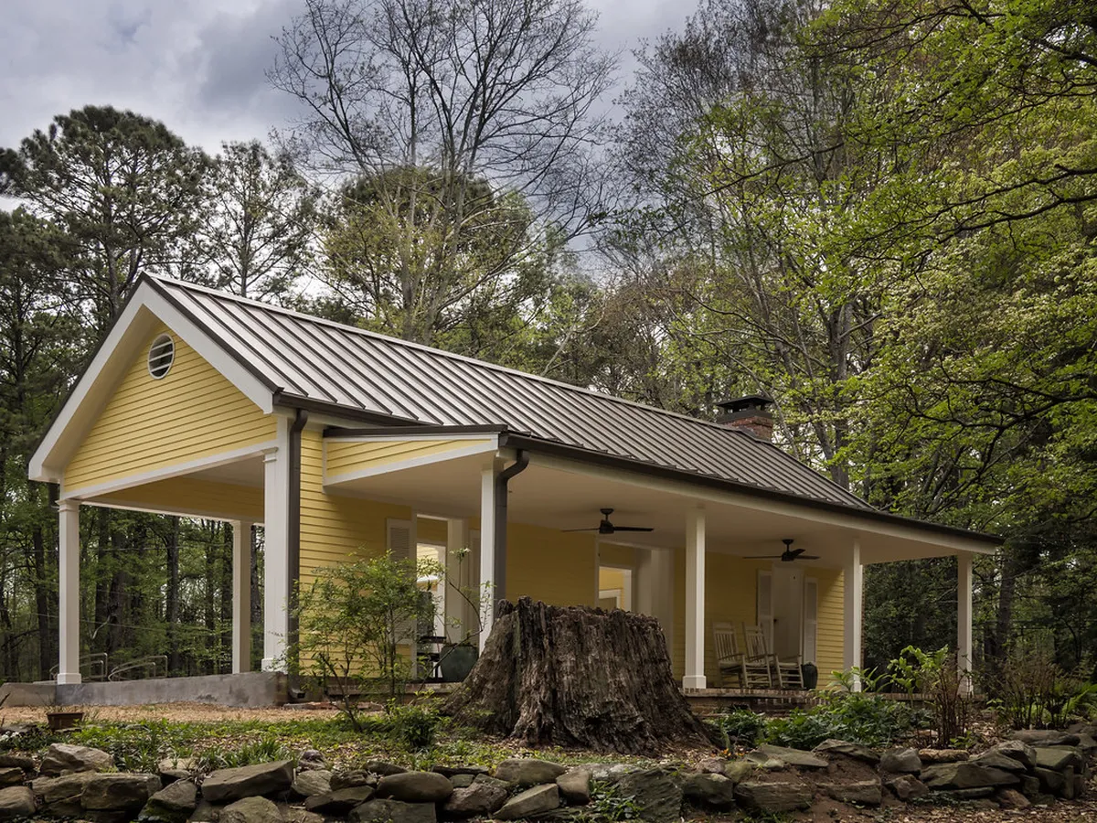 Accessible Restrooms in Český Krumlov Old Town 2025