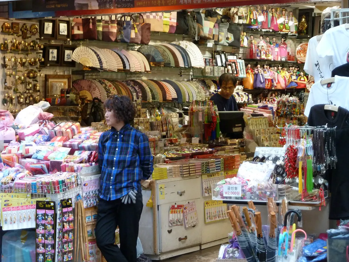 Best Souvenir Shops Český Krumlov to Explore in 2025