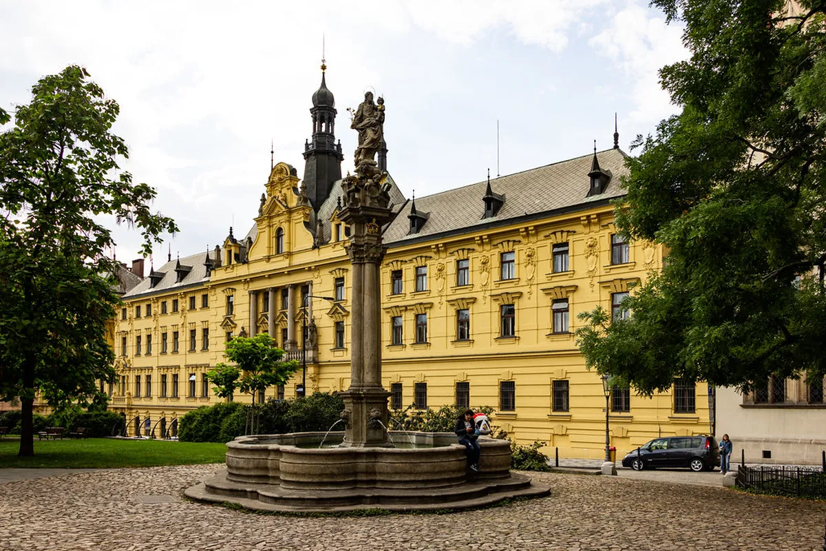 Discover Karlovy Vary's Famous Landmarks in 2025