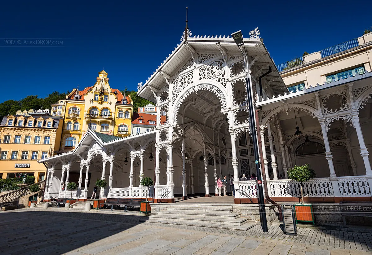 Karlovy Vary Market Colonnade: Architecture Highlights