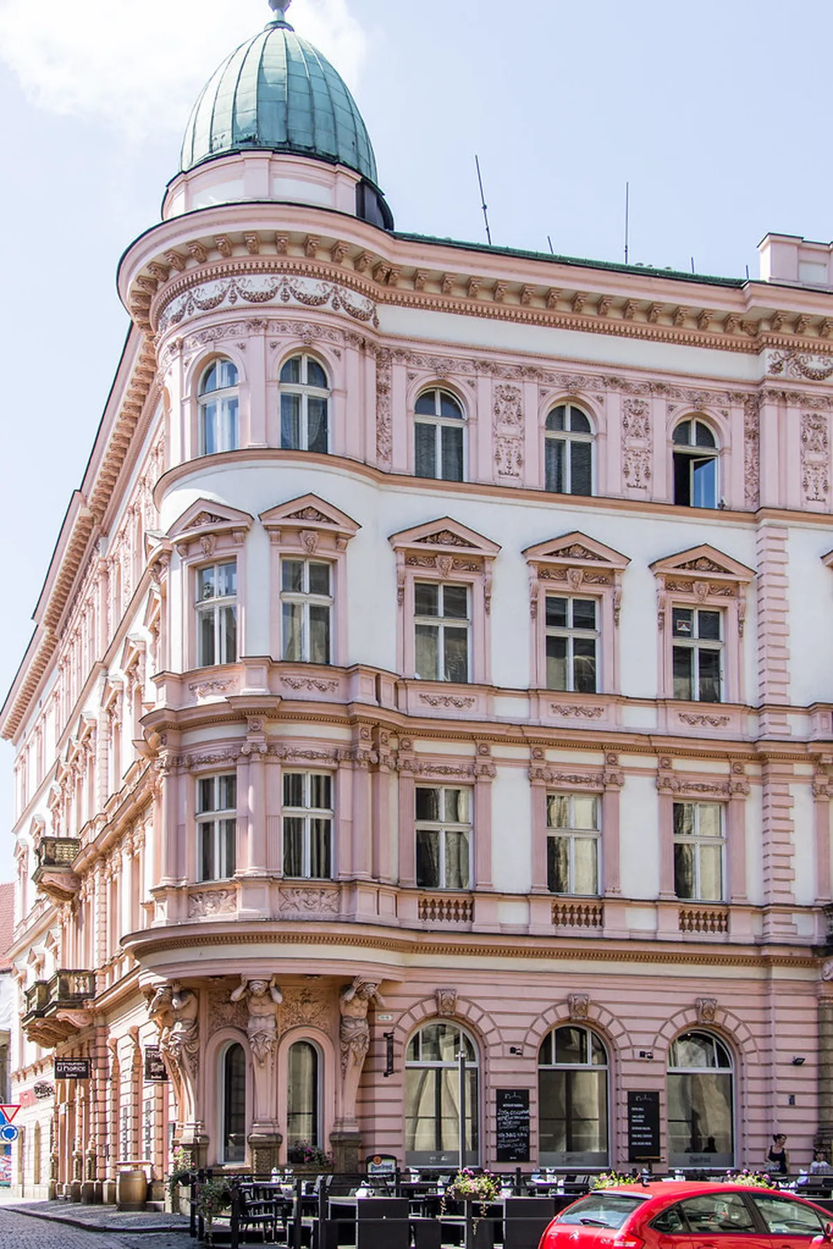 Discover the Best Cafes Around Olomouc Main Square in 2025