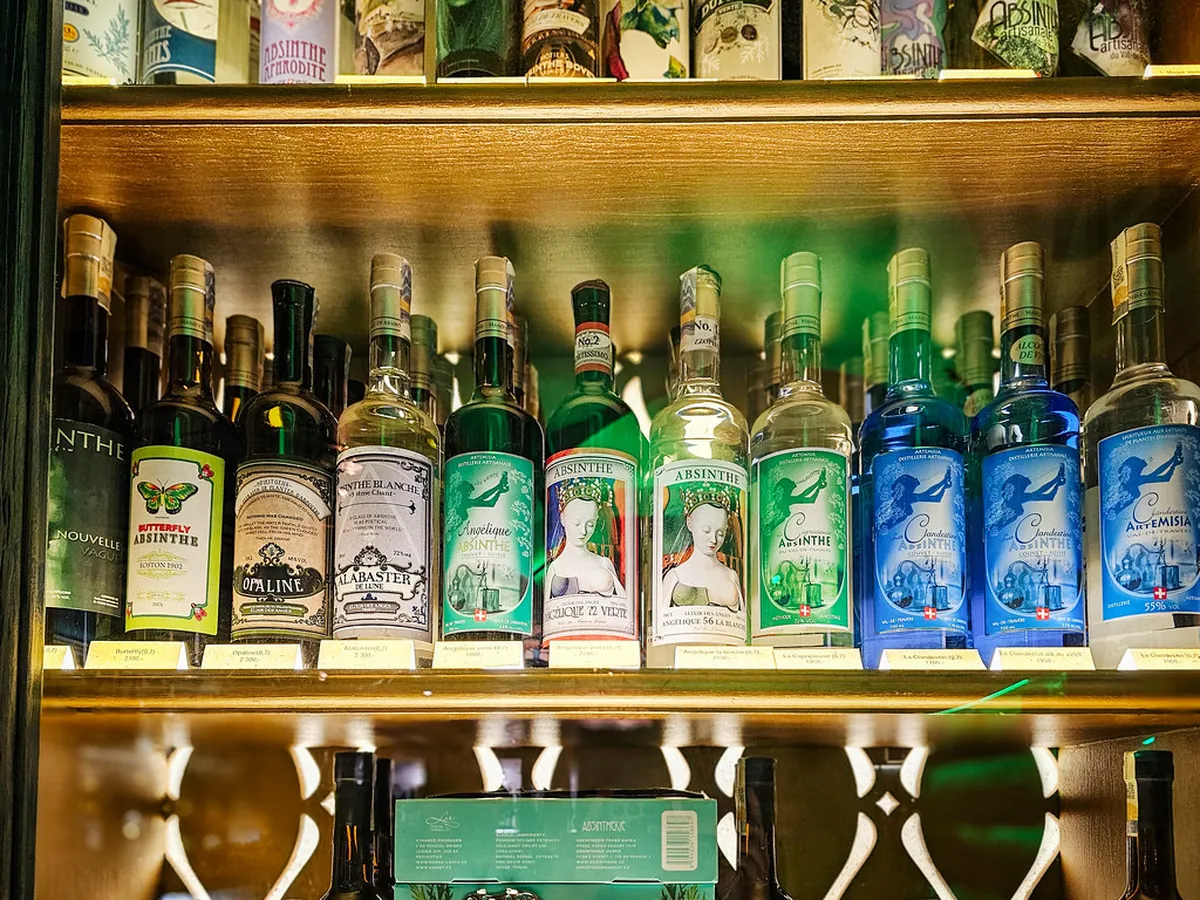 Best Bars for Nightlife in Prague: Your 2025 Guide