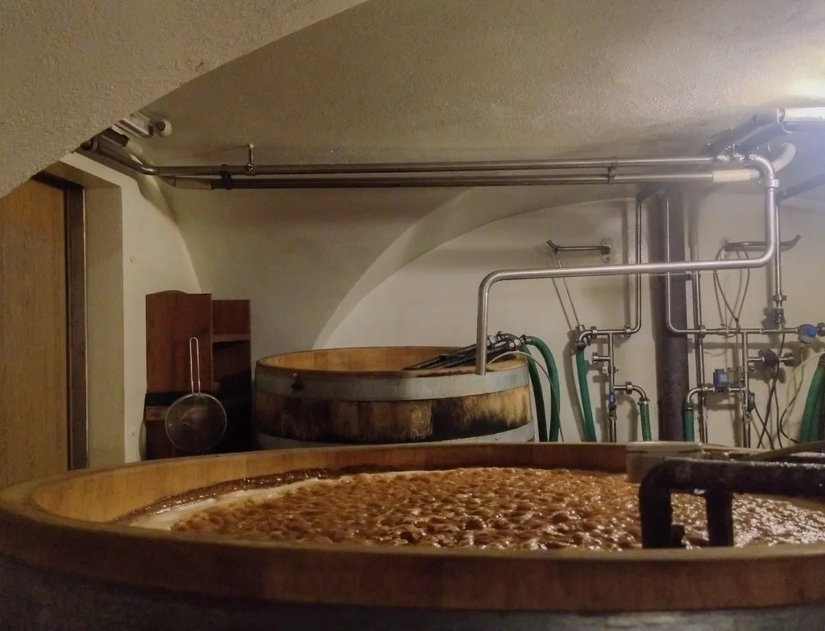 Best Unique Souvenirs from Prague Old Town for 2025