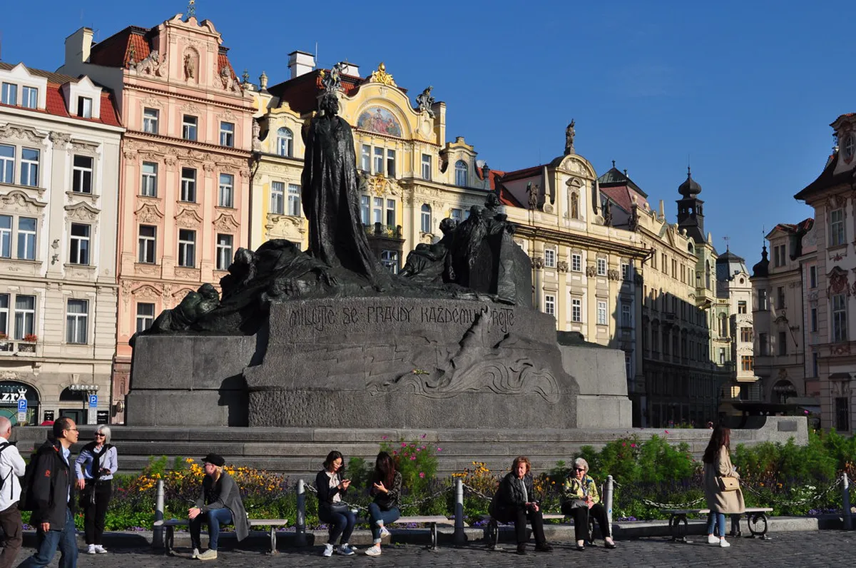 Discover Prague Old Town Statues: Your 2025 Guide