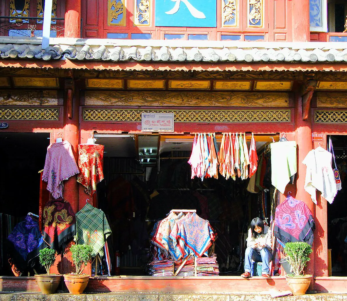 Discover Traditional Crafts Old Town Prague in 2025